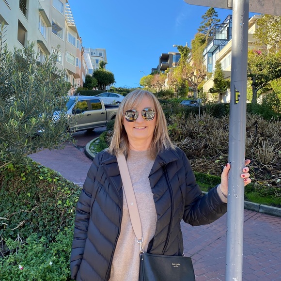 🌿Meet your seller🌿 - Picture 3 of 16